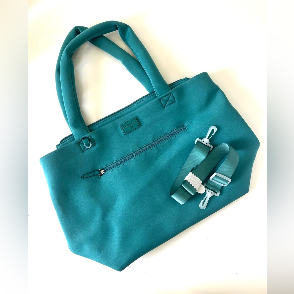 Madden Girl Aqua neoprene tote